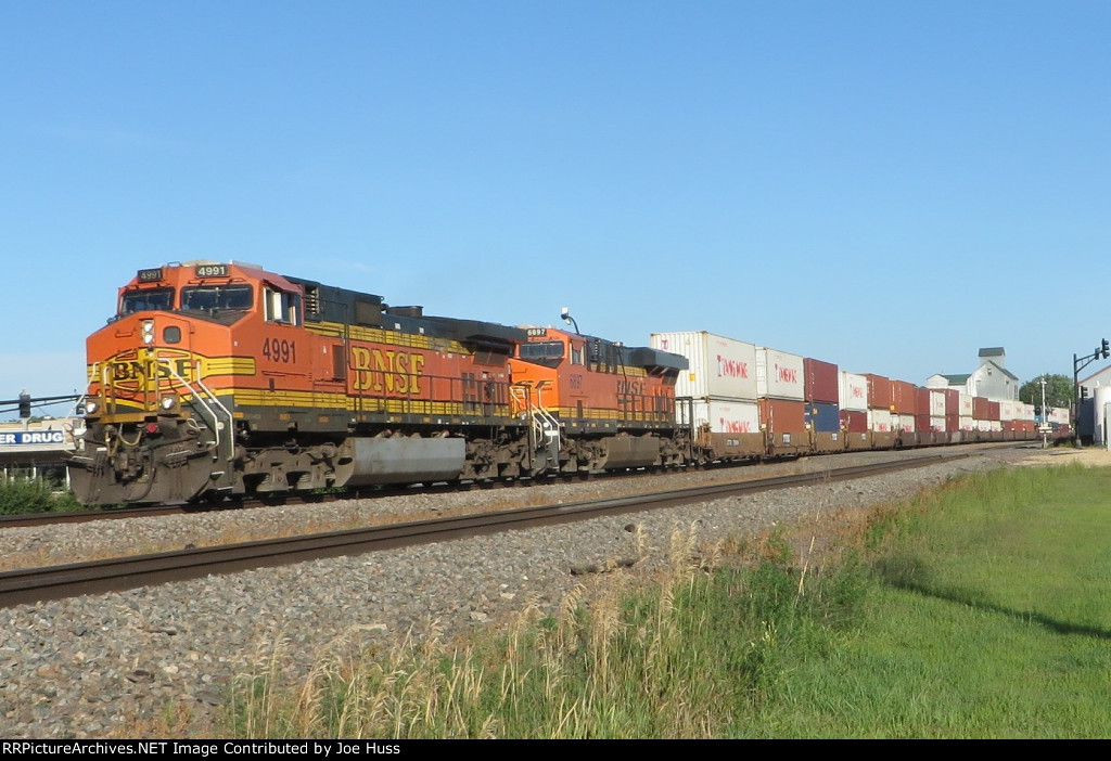 BNSF 4991 East